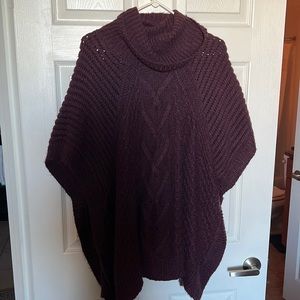 Sweater poncho maroon